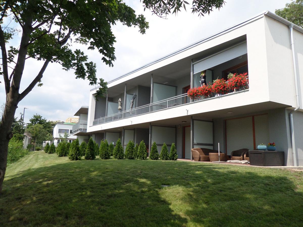 Silver Delux Apartman Балатонфюред Экстерьер фото