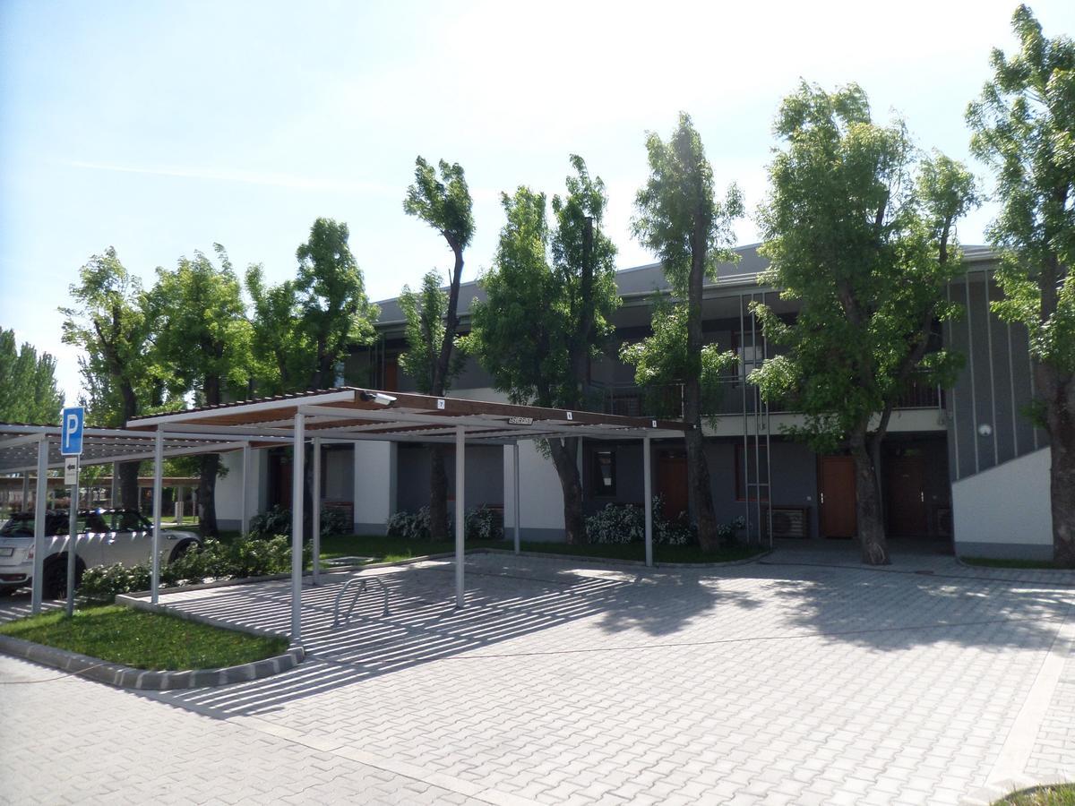 Silver Delux Apartman Балатонфюред Экстерьер фото